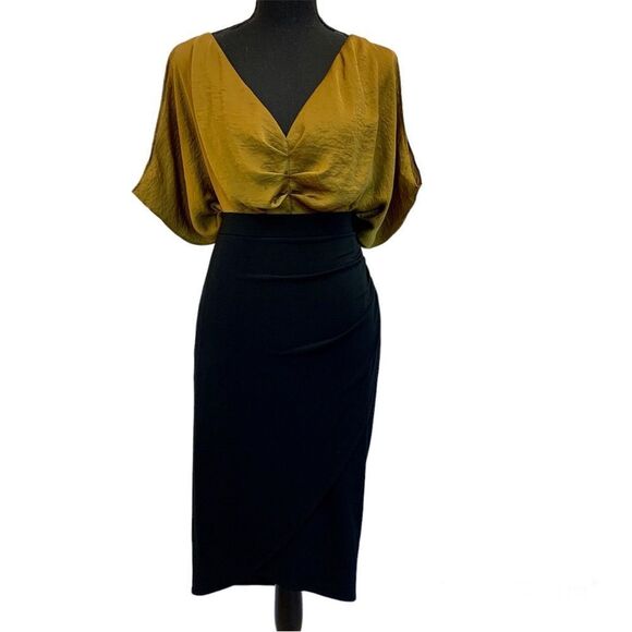 OXMO mustard khaki green V neck web sleeve blouse Sz M - Picture 4 of 14